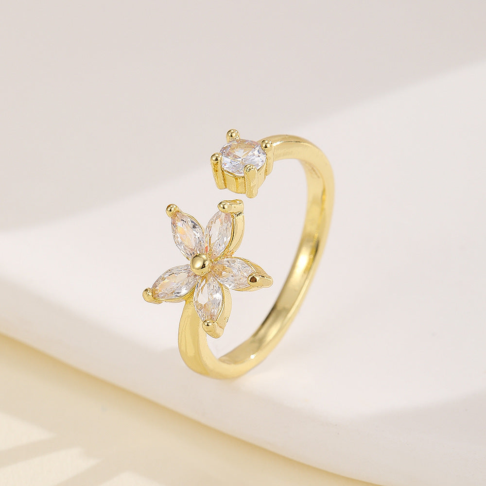 Elegant Gold and Silver Ring