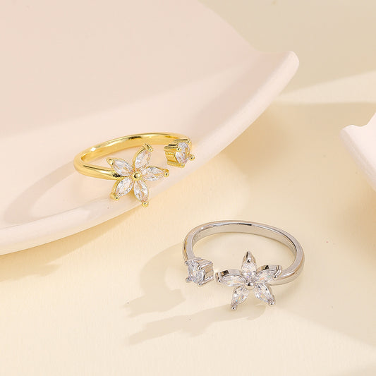 Elegant Gold and Silver Ring
