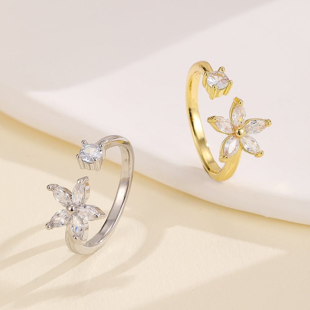 Elegant Gold and Silver Ring